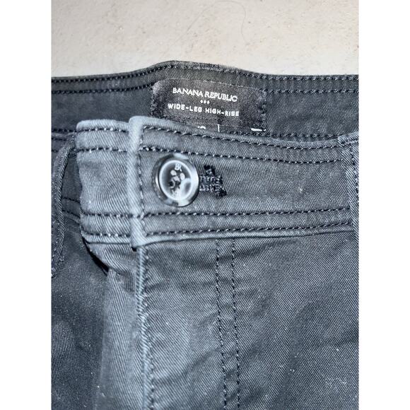 Banana Republic Black Pleated Pant, High Rise, Wide Leg, Size 10 dressy office - Picture 2 of 5